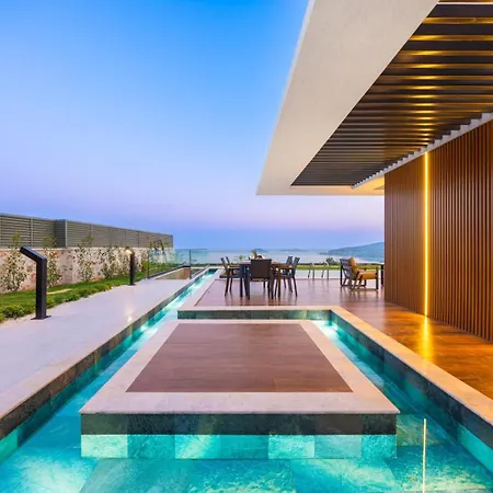 Villa Aura B